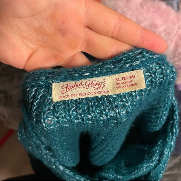 FADED GLORY super cozy knitted sweater size XL (16-18 ) in great condition! - Picture 3 of 4